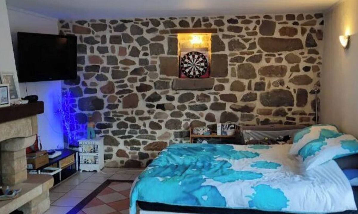 Flamanville Apartment | Studio Douillet à Côté de la mer