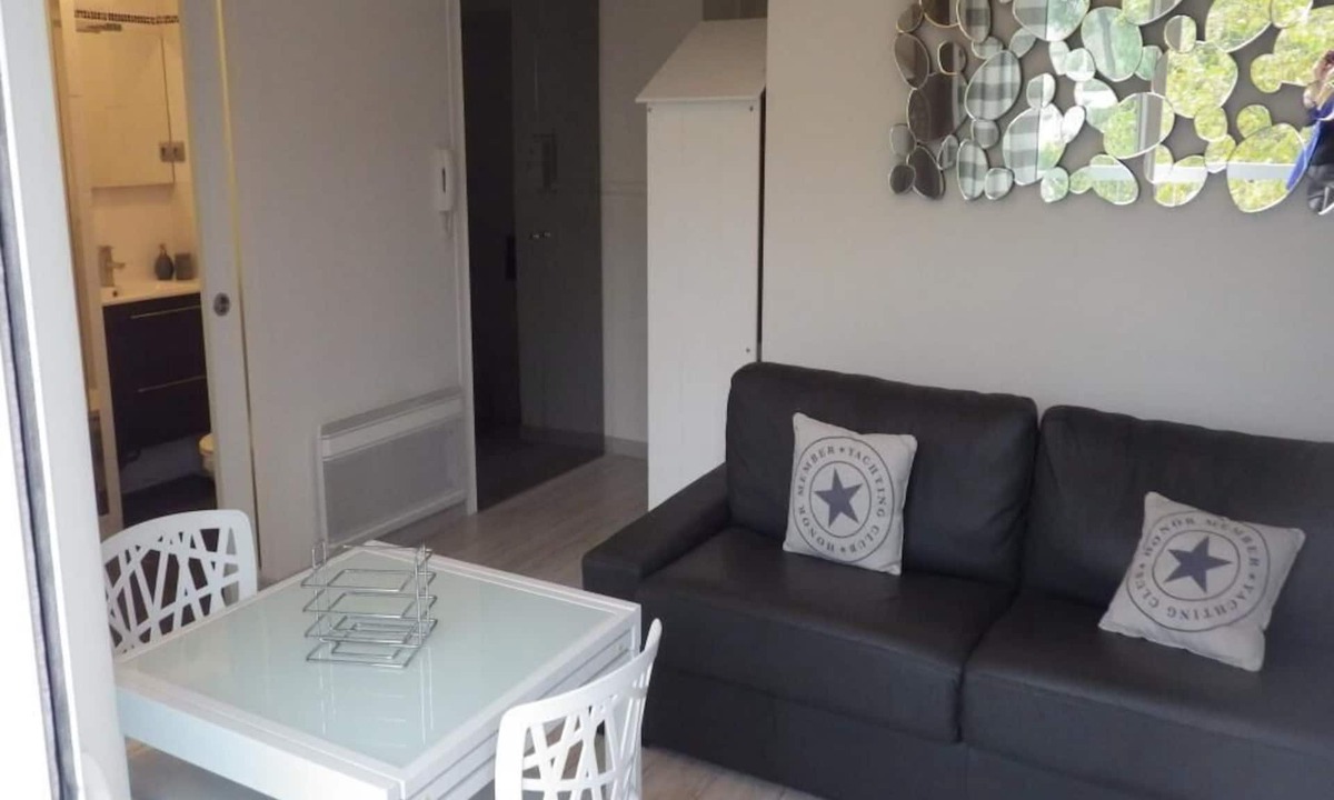 La Baule-Escoublac Apartment | STUDIO DOWNTOWN LA BAULE