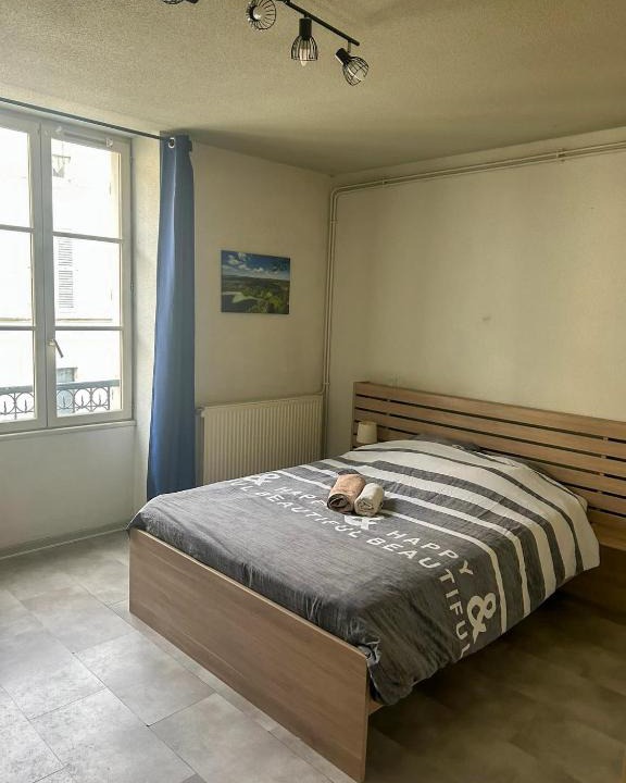 Lons-le-Saunier Apartment | Studio du Jura