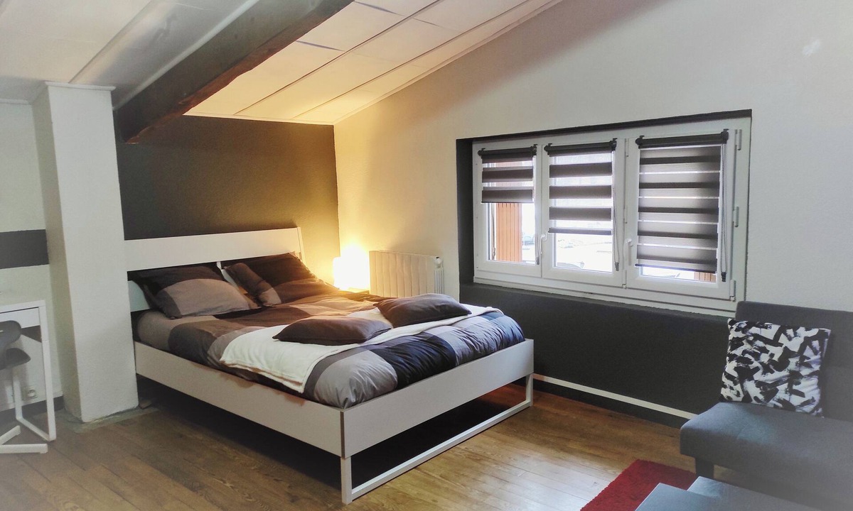 Lempdes Apartment | Studio Duplex Avec Terrasse Ombragée