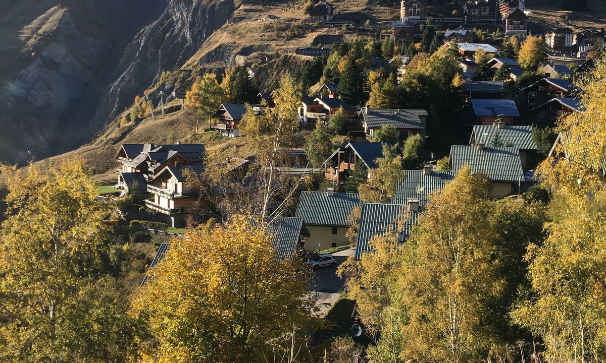 Mont-de-Lans Apartment | Studio duplex Ski deux alpes resort center