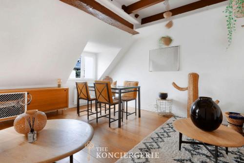 6th Arrondissement Apartment | Studio elegant pres de Saint-Sulpice