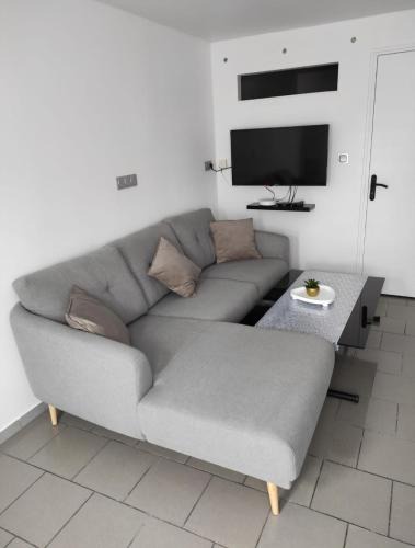 Sin-le-Noble Apartment | Studio entier avec WiFi, Smart TV, proche Douai