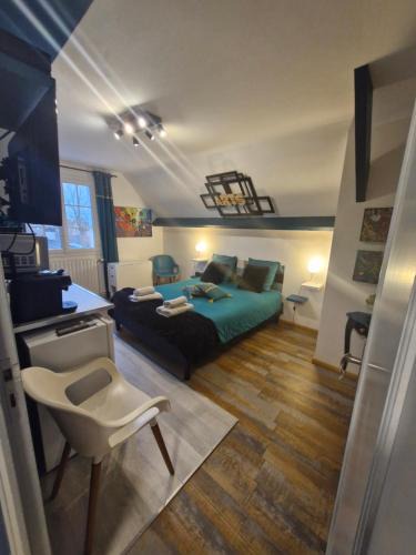 Saint-Germain-du-Corbeis Bed & Breakfast | Studio et chambres d'hôtes les nuits de Gesnes