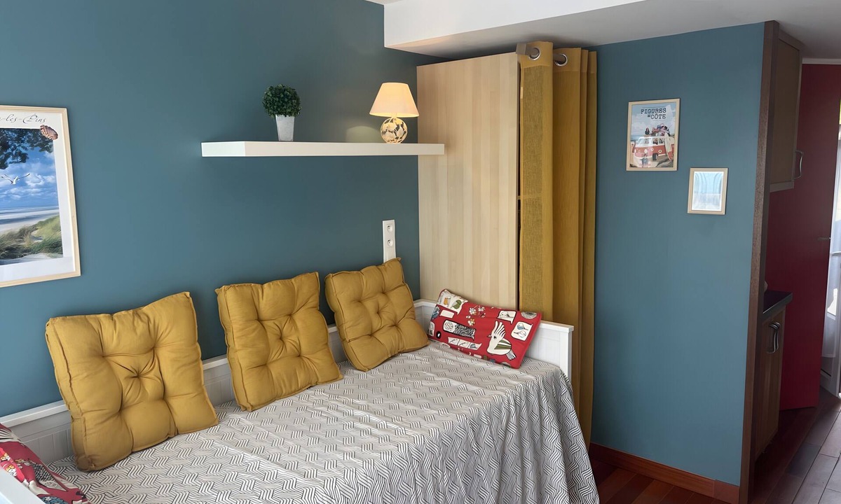 Quend-Plage-les-Pins Apartment | Studio "Face Mer" with Sea View and Shared Terrace