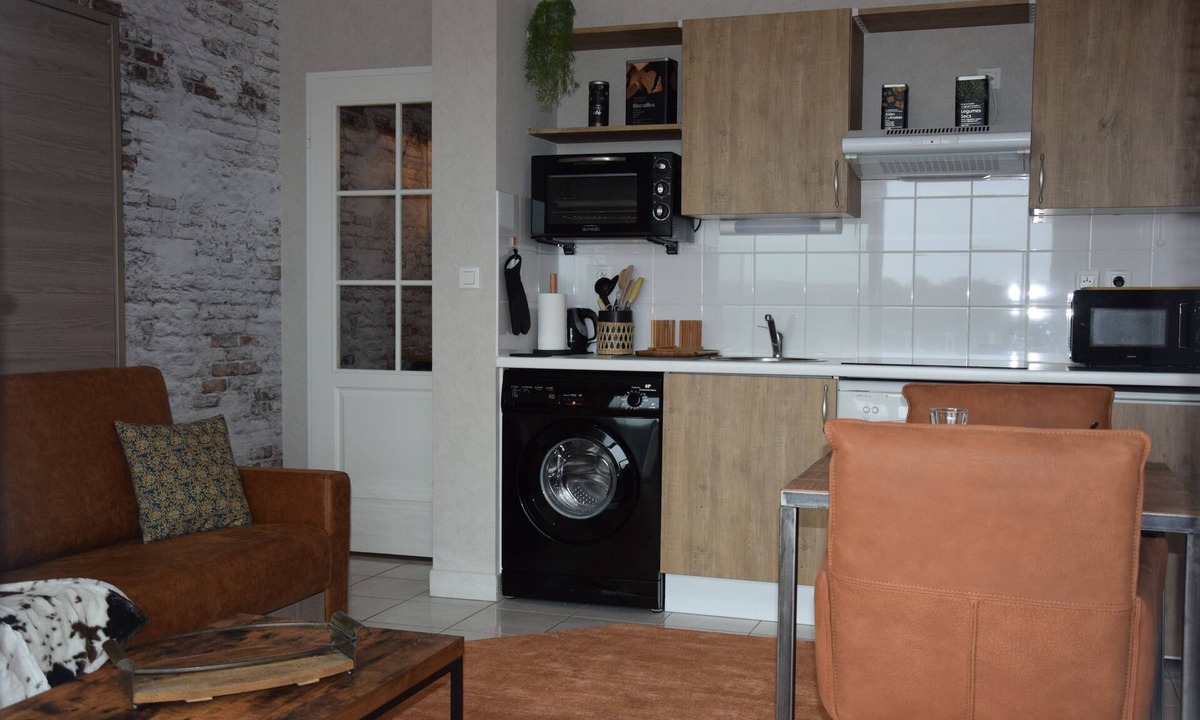 Cayeux-sur-Mer House | Studio facing the sea