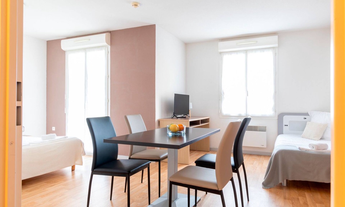 Argenton l'Eglise Apartment | Studio Family - Patio Parc Résidence