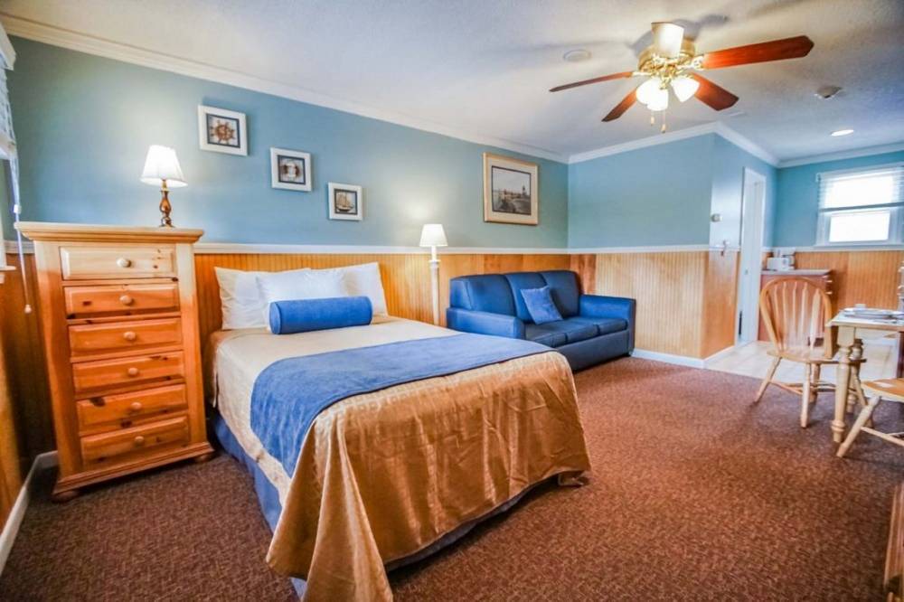 Block Island Apartment | Studio flat ∙ 1 bedroom ∙ 4 guests