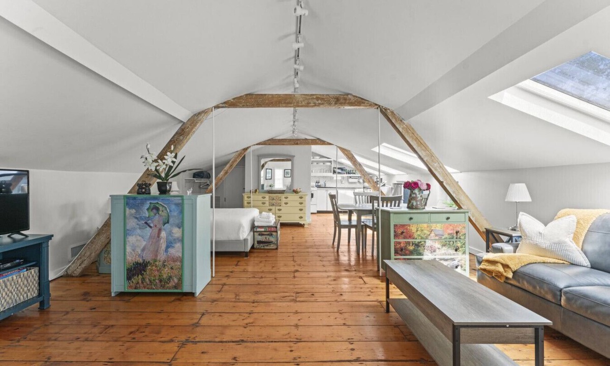 Westport Apartment | Studio Flat Above Historic Cider Mill