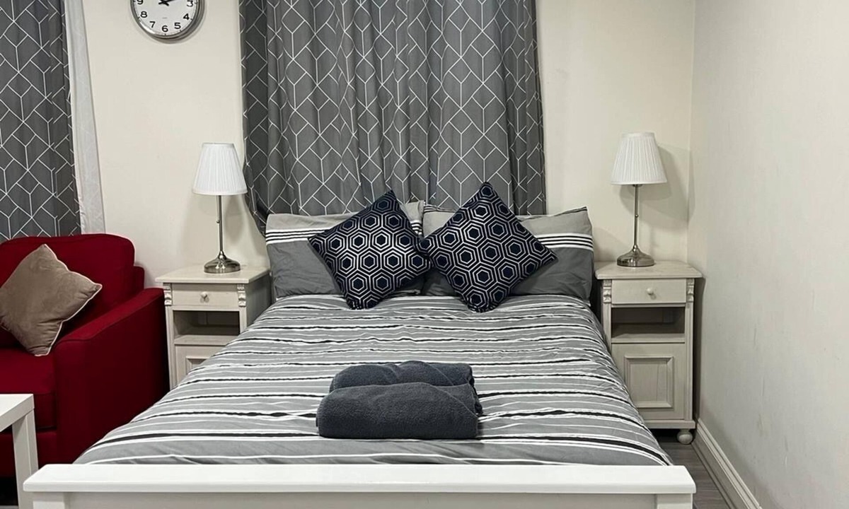 South Acton Apartment | Studio flat in Acton