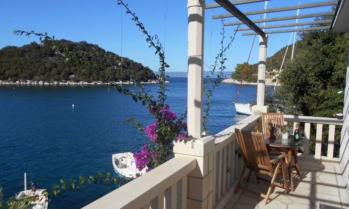 Zaklopatica Apartment | Studio flat near beach Zaklopatica (Lastovo) (AS-8346-a)