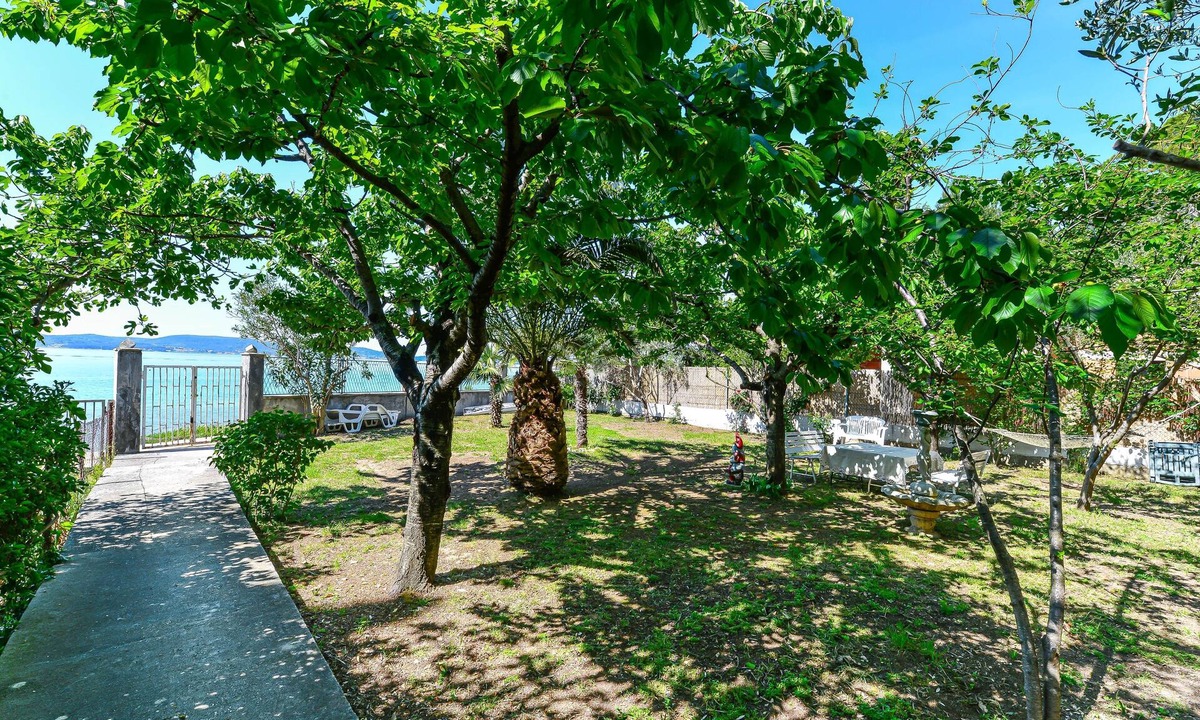 Sukosan Apartment | Studio flat near beach Sukošan, Zadar (AS-6133-a)