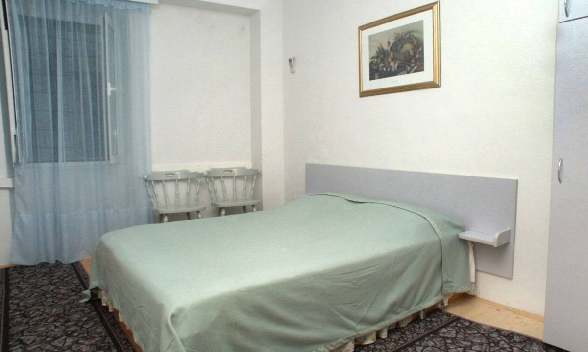 Komiza Apartment | Studio flat near beach Komiža, Vis (AS-2429-b)
