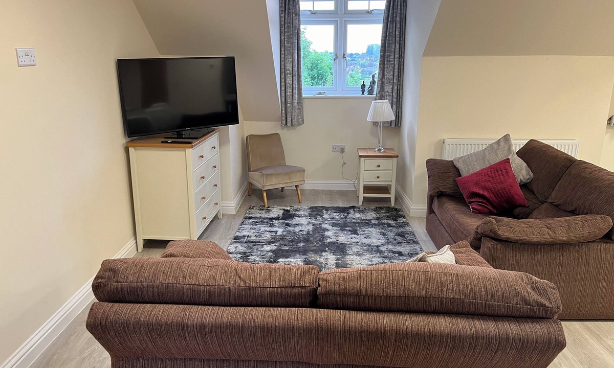 Bramcote Apartment | Studio flat near university