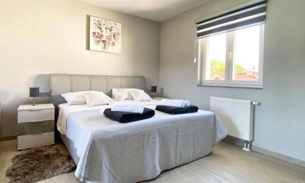 Otocac Apartment | Studio flat (pet friendly) Otočac, Velebit (AS-24987-a)