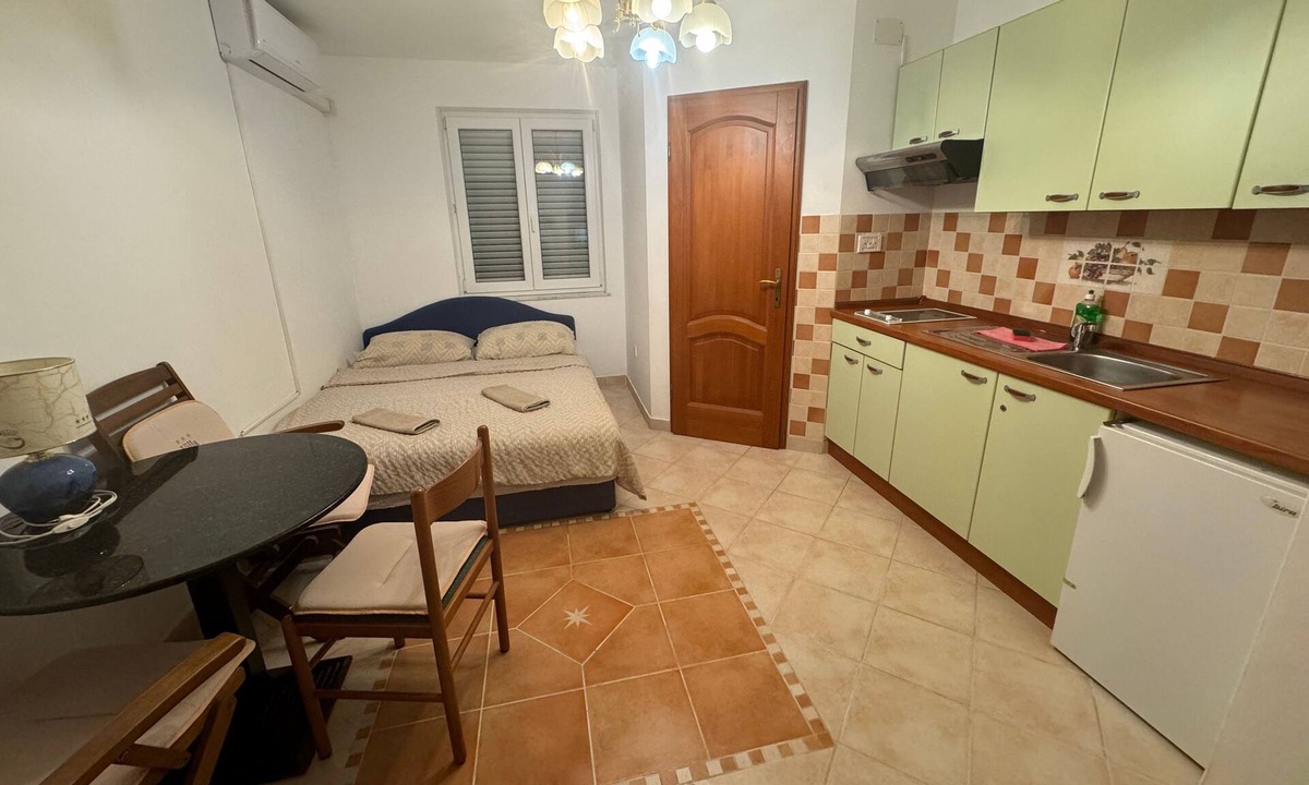 Povljana Apartment | Studio flat with air-conditioning Povljana, Pag (AS-3316-b)