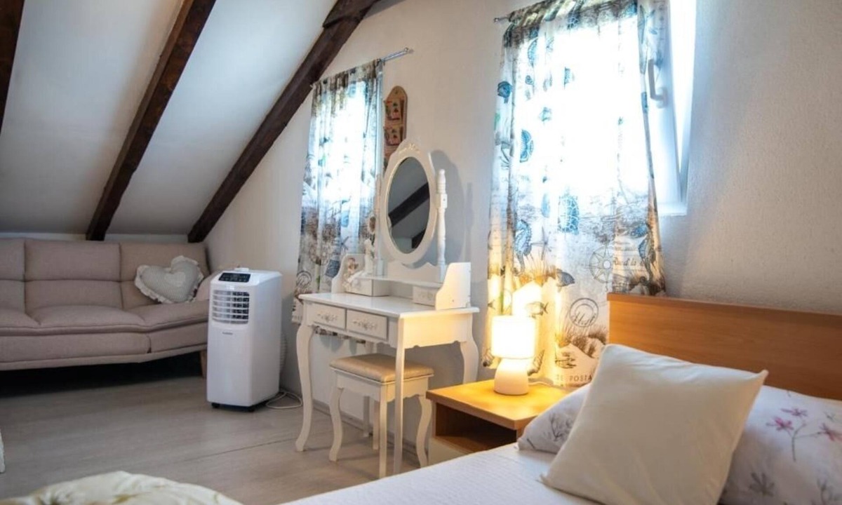 Businci Apartment | Studio flat with air-conditioning Žedno, Čiovo (AS-24516-a)