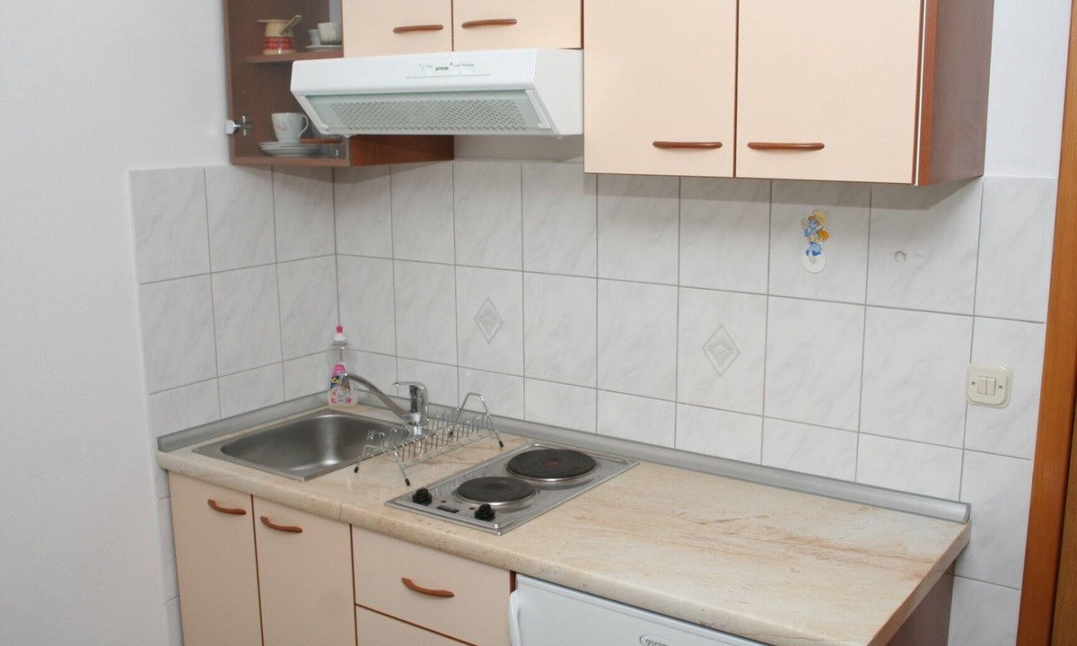 Bol Apartment | Studio flat with air-conditioning Bol, Brač (AS-2884-a)