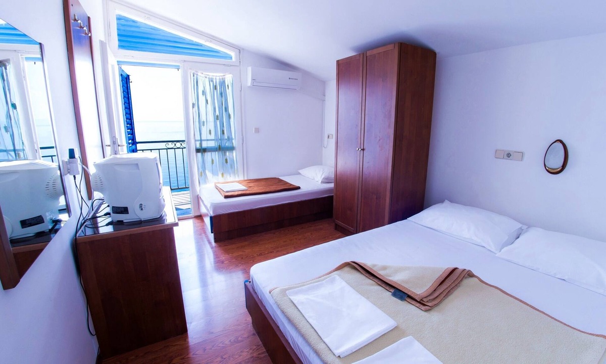 Drasnice Apartment | Studio flat with balcony and sea view Drašnice, Makarska (AS-3330-o)
