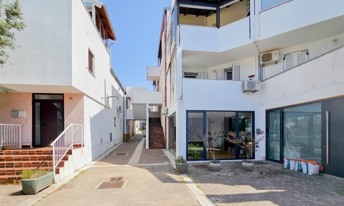 Mareda Apartment | Studio flat with balcony Mareda, Novigrad (AS-21642-a)