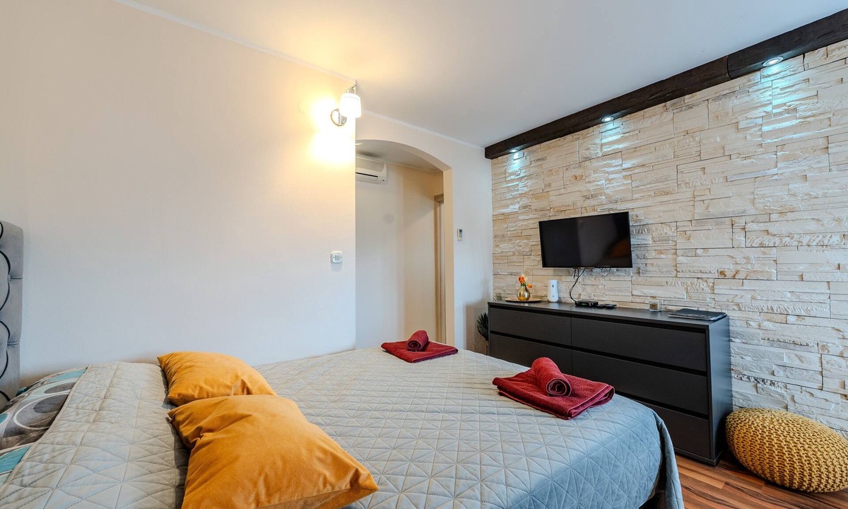 Sukosan Apartment | Studio flat with balcony Sukošan, Zadar (AS-5906-a)