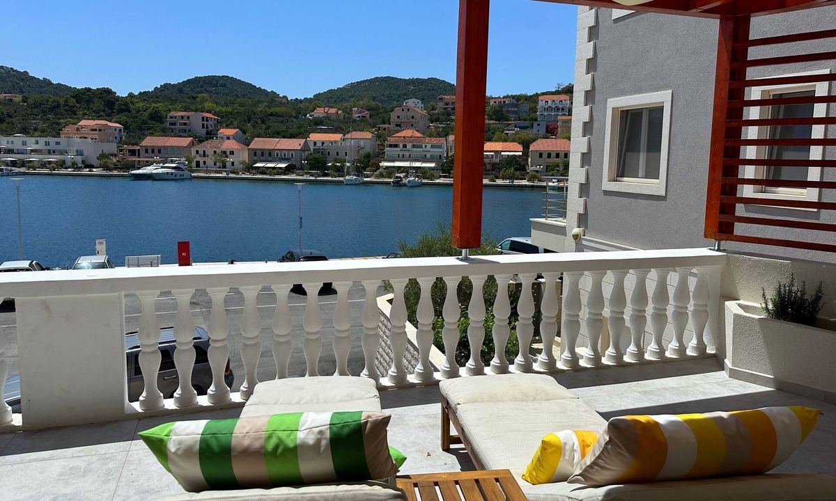 Island Dugi Otok Apartment | Studio flat with balcony and sea view Sali, Dugi otok (AS-443-b)