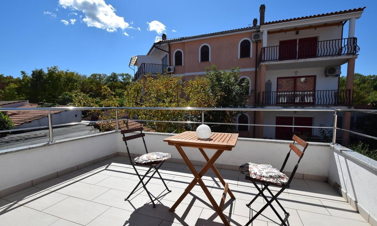 Vantacici Apartment | Studio flat with terrace Vantačići, Krk (AS-20349-a)
