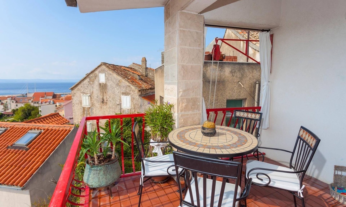 Makarska Old Town Apartment | Studio flat with terrace and sea view Makarska (AS-11063-a)