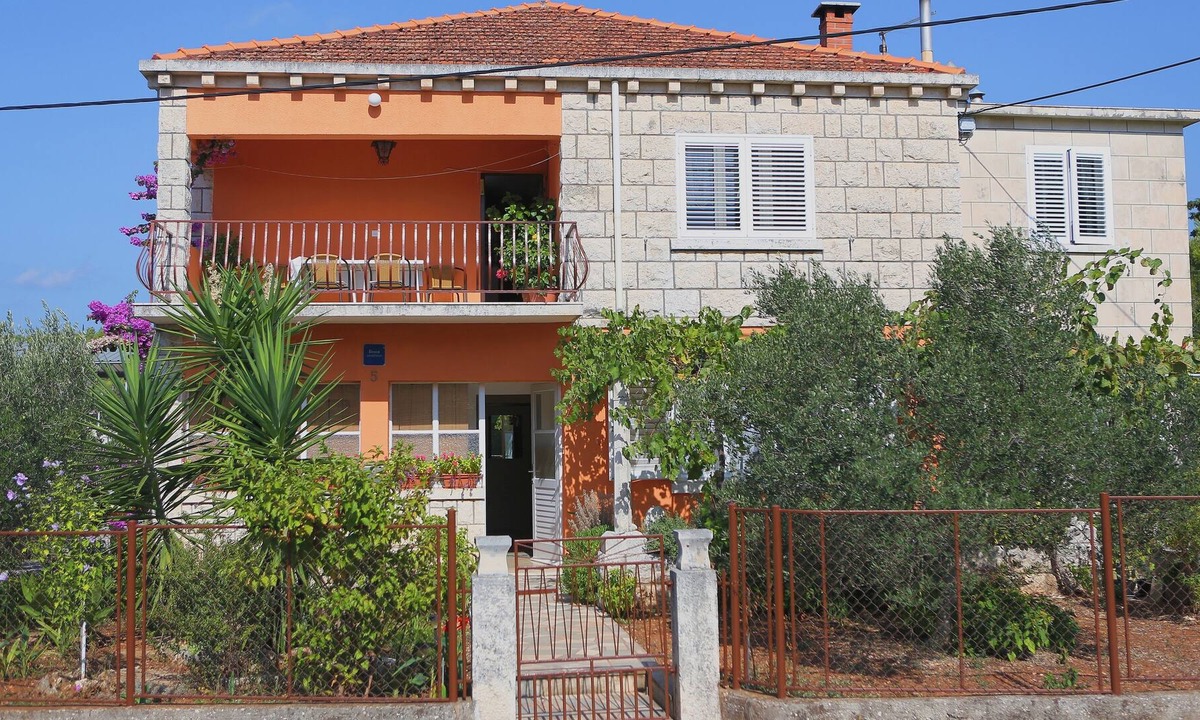 Cove Tri Zala (Zrnovo) Apartment | Studio flat with terrace Korčula (AS-10042-a)