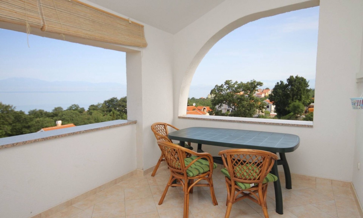 Njivice Apartment | Studio flat with terrace and sea view Njivice, Krk (AS-5458-b)