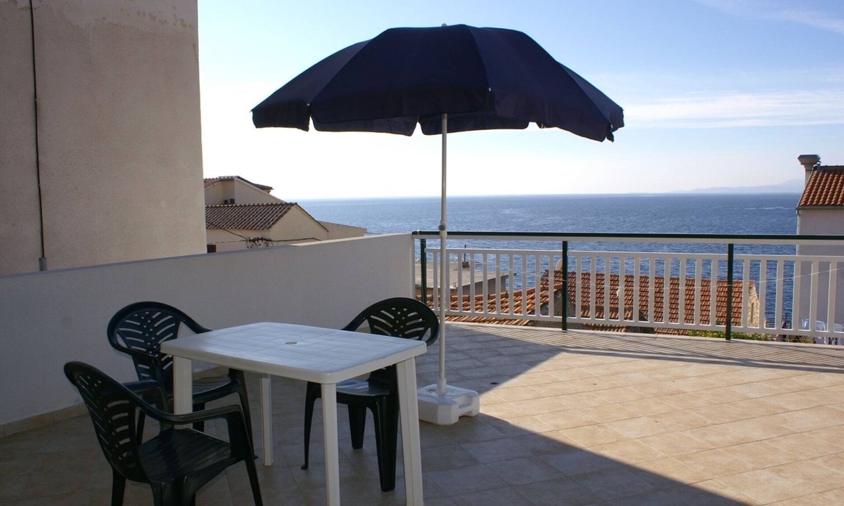 Milna Apartment | Studio flat with terrace and sea view Milna (Hvar) (AS-3074-a)