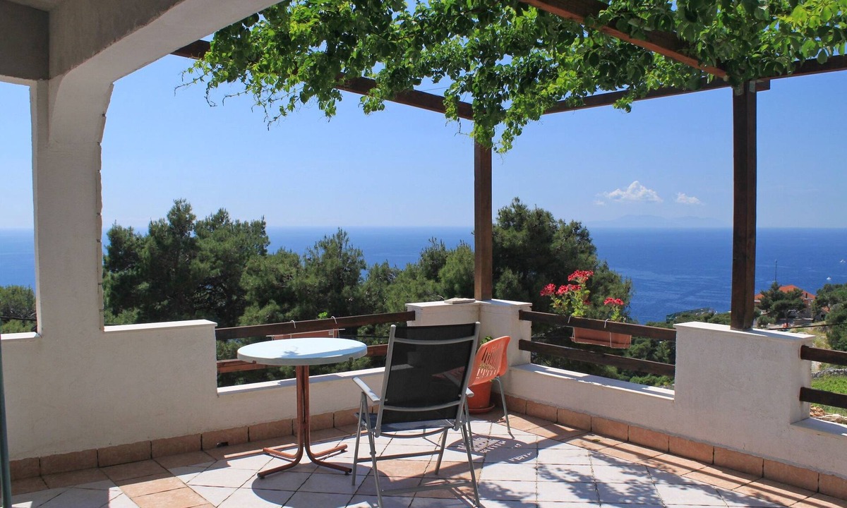 Sveta Nedjelja Apartment | Studio flat with terrace and sea view Sveta Nedilja, Hvar (AS-8792-a)