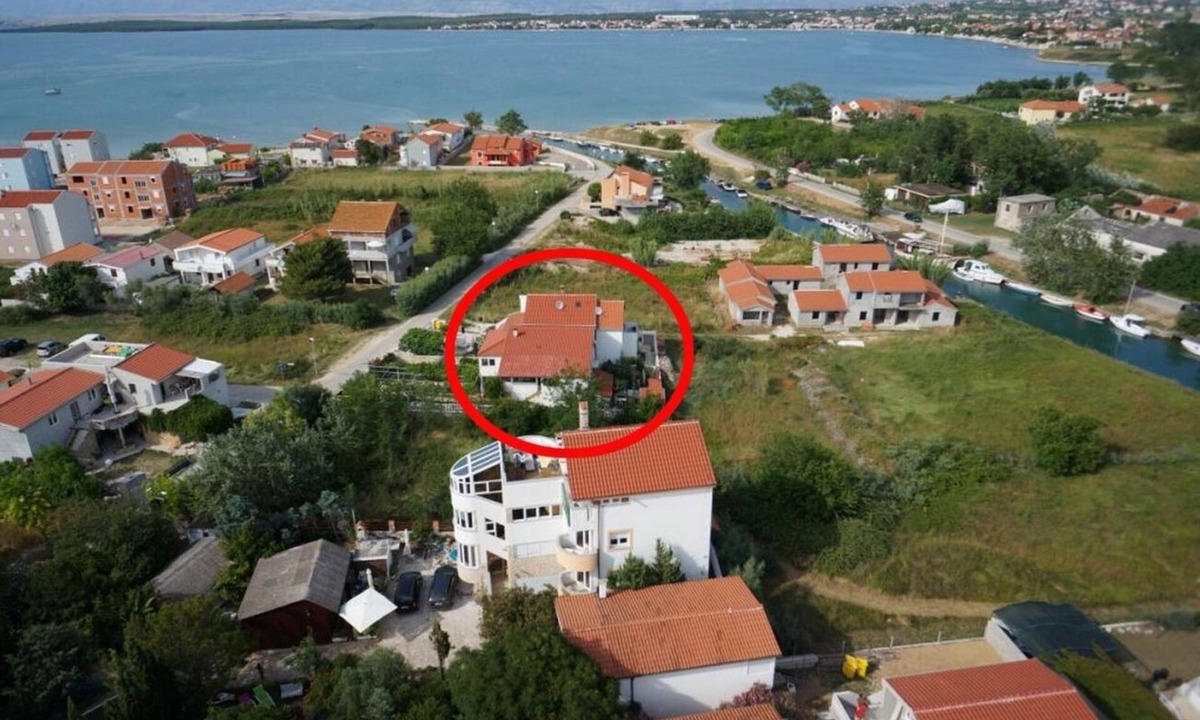 Nin Apartment | Studio flat with terrace Nin, Zadar (AS-14460-a)
