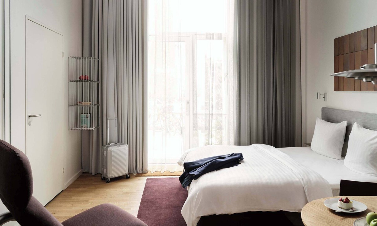 Sydhavnen Apartment | Studio for 2 with High Ceilings