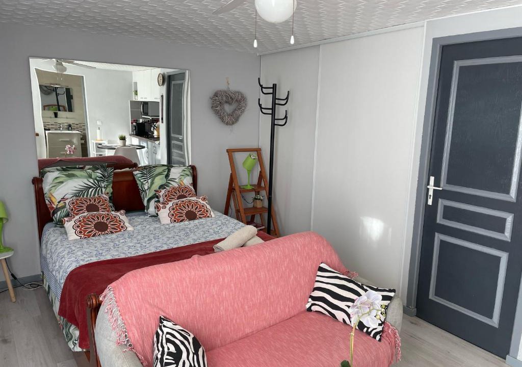 Montagnac Apartment | STUDIO