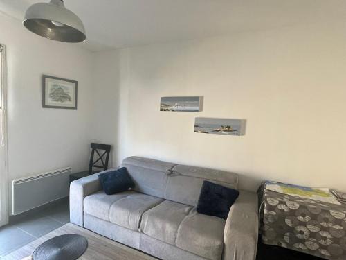 Cancale Apartment | Studio