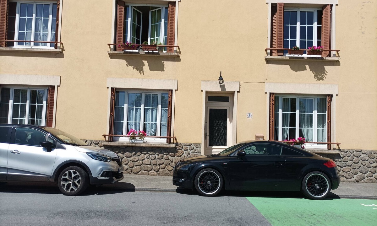 Crocq Apartment | Studio