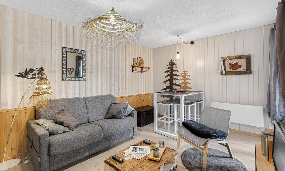 Saint-Michel-de-Chaillol Apartment | Studio for 5, ground floor, at the foot of the slopes