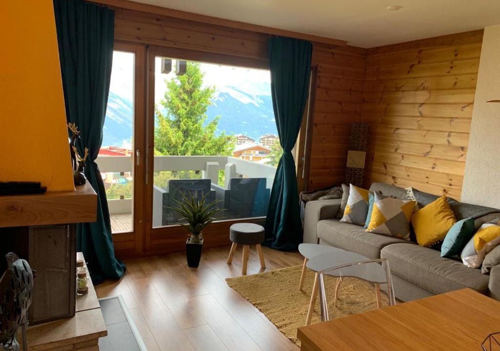 Saint-Pierre-de-Clages Apartment | Studio Hauts-de-Nendaz G2 ski in-out