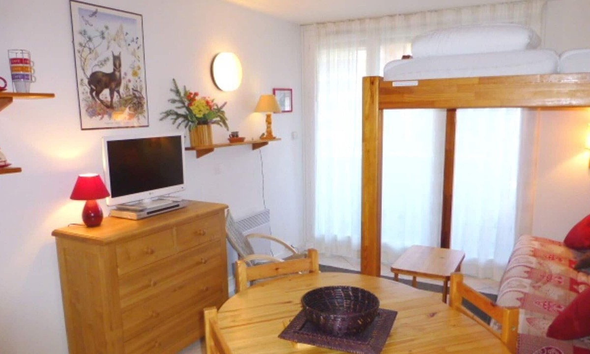 Cognet Apartment | Studio Huez, studio flat, 4 persons