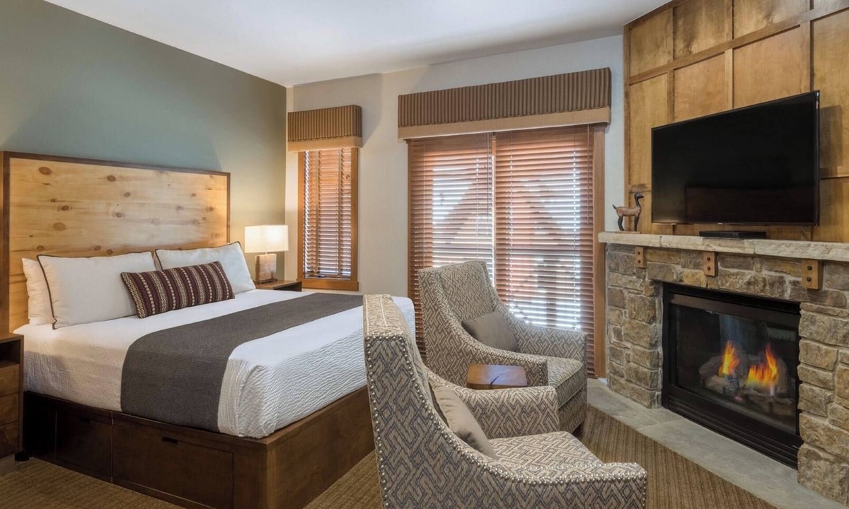 Peak 9 Resort | Studio Hyatt Main Street Station Resprt, Hot Tub.Pool!