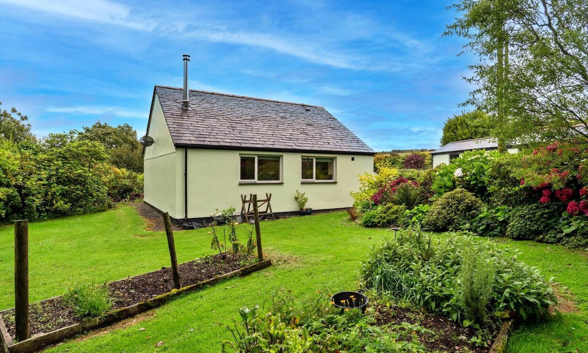 Boscastle Ski Chalet | Studio in Cornwall near Tintagel Castle