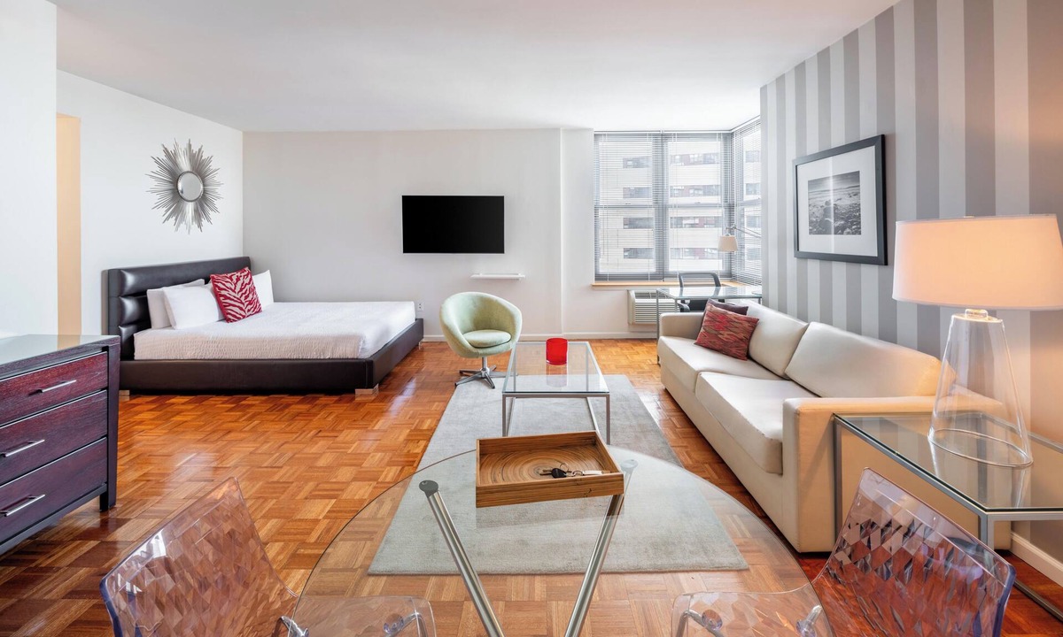 Downtown Jersey City Apartment | Studio in Downtown Jersey City near NYC