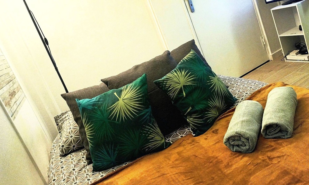 Saint-Germain-en-Laye Apartment | Studio in Private Residence 5 minutes from RER A