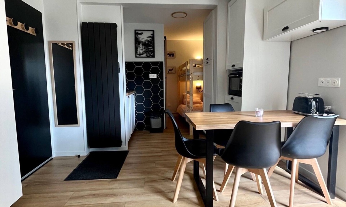Pla d'Adet Apartment | Studio in Saint Lary at the foot of the slopes