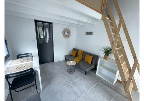 Challans Apartment | Studio indépendant Hyper centre