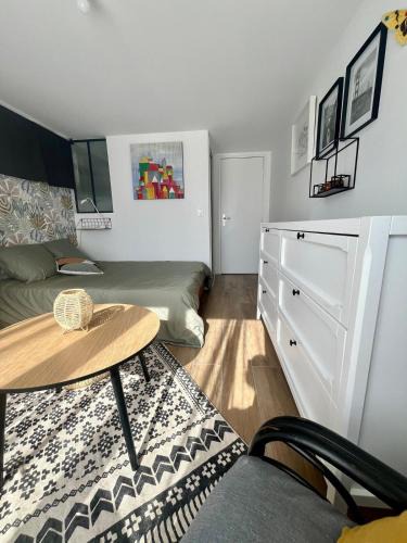 Creon House | studio indépendant rdc