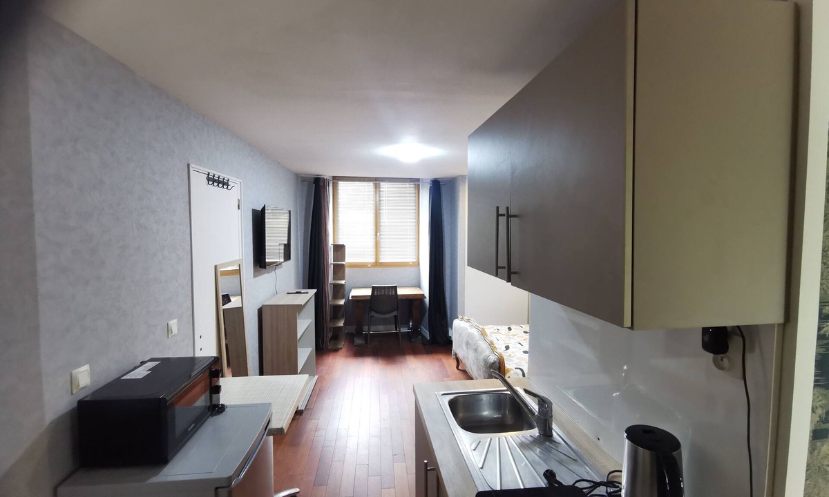 Cesson-Sevigne Apartment | STUDIO ind