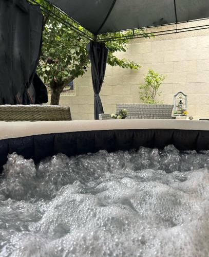 Carcassonne House | Studio jacuzzi à l'abri des vents