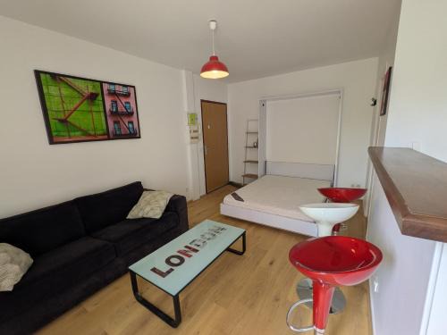 Pont-l'Eveque Apartment | Studio Jardin & Centre-Ville
